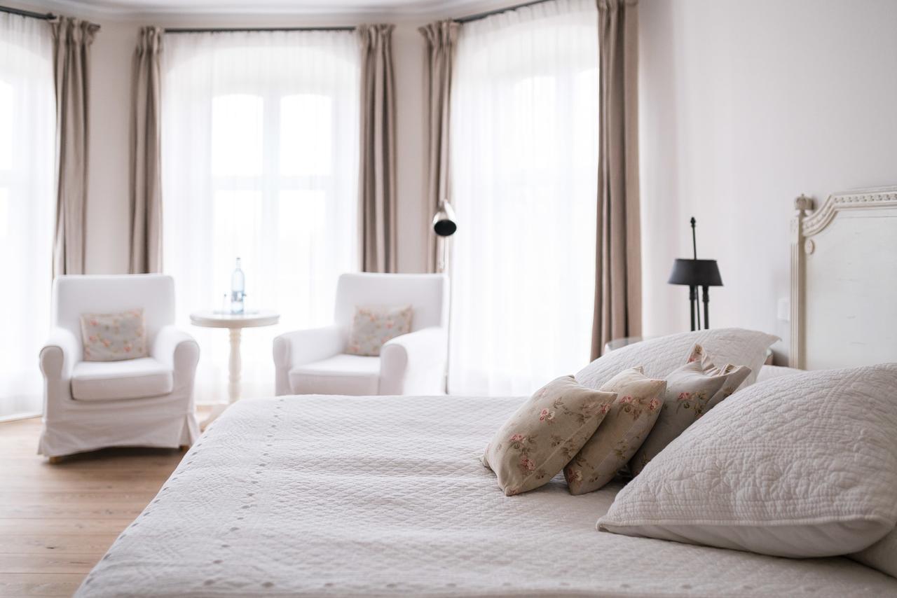 Hotel Schloss Gamehl Benz  Екстериор снимка